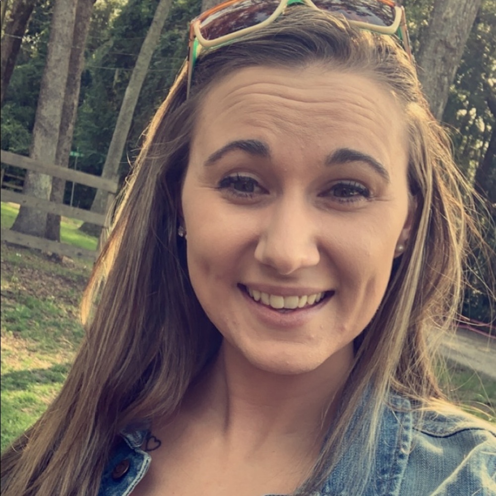 Meet your Posher, Amanda